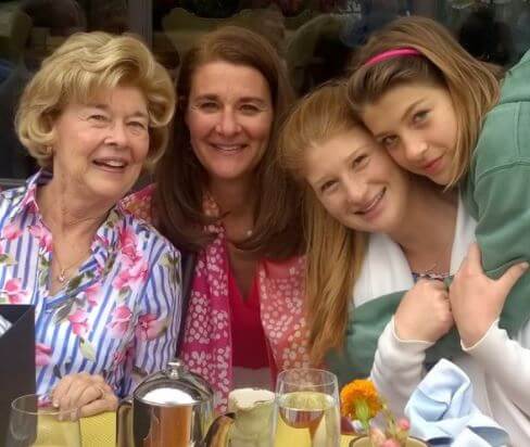 Elaine Agnes Amerland with daughter Melinda Gates and granddaughters.